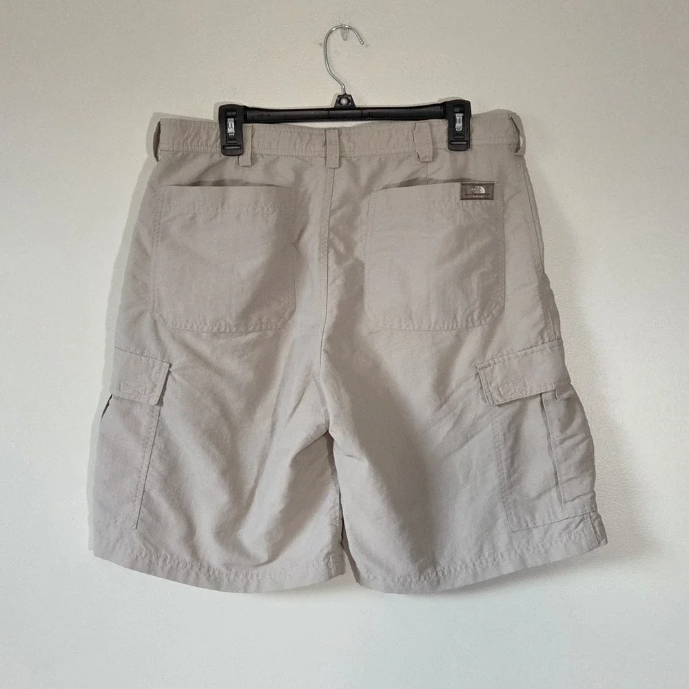 The North Face Men's Paramount Hiking Cargo Shorts Khaki Beige Nylon Trail Sz 36
